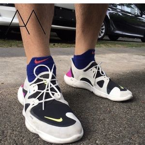 Nike Free RN 5.0 Summit White Black Blue Hero Volt Glow Size 8